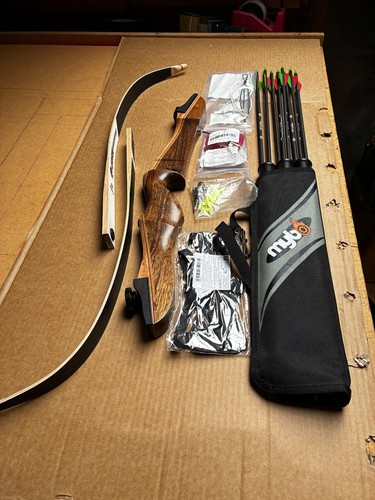Complete archery bow and arrow - complete,